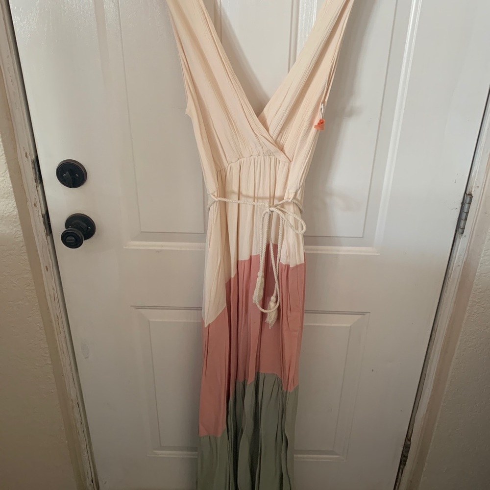 Blue Blush V-Neck Linen Dress